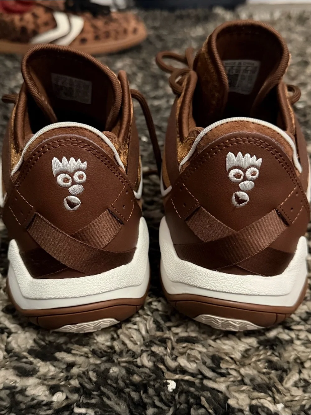 adidas stylish sneakers